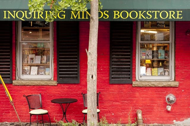 11 books @bibledude readers are reading right now [may 2012]
